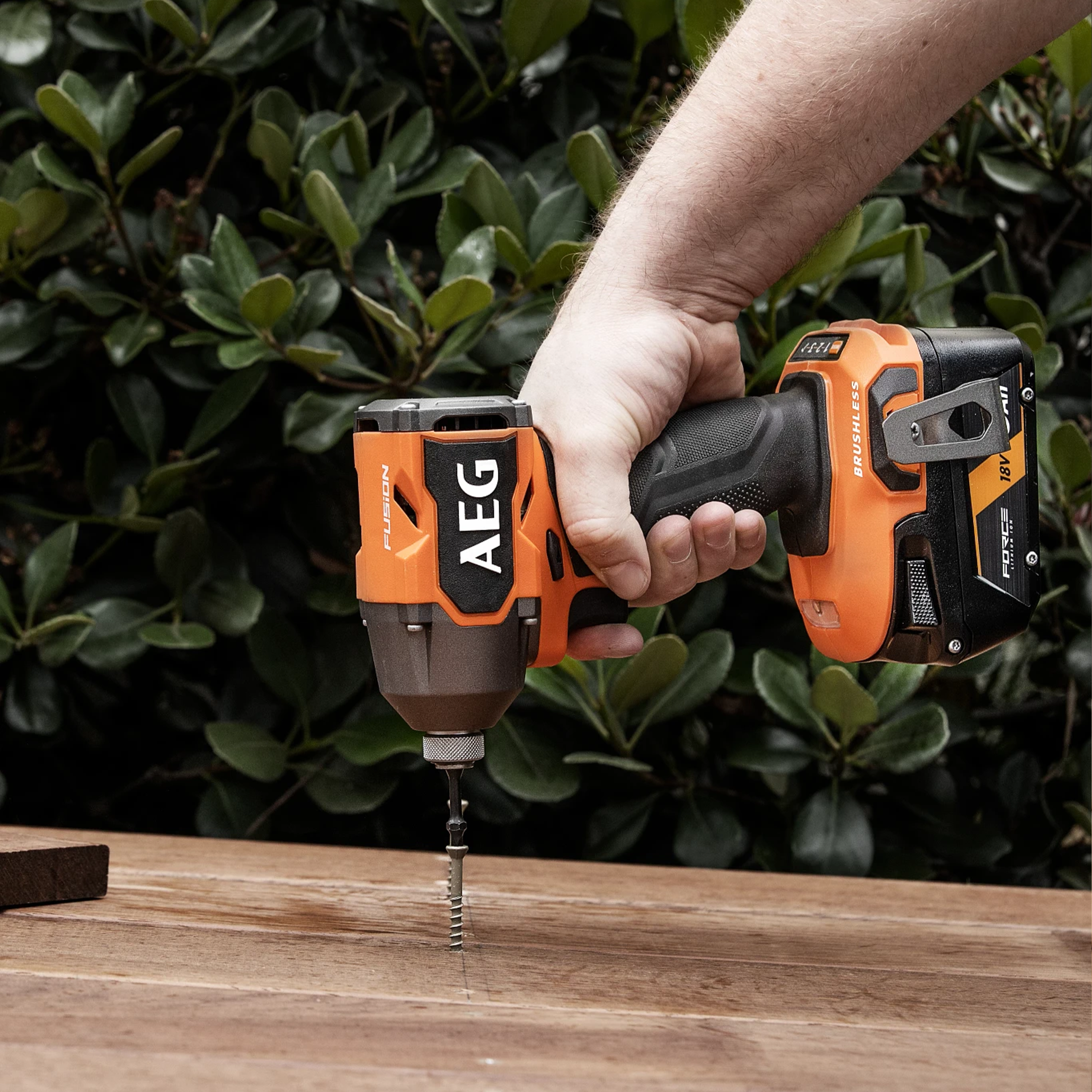 AEG FUSION Impact Driver in action